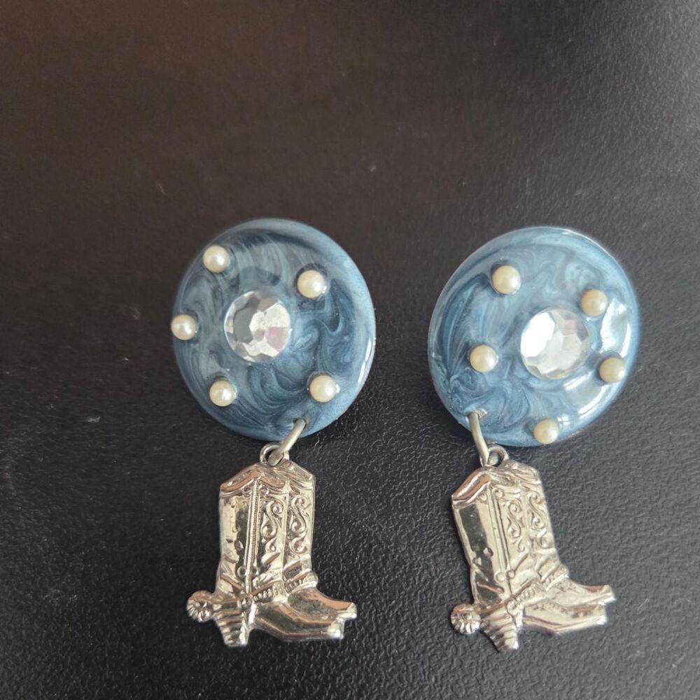 Unbranded Women's Blue and Silver Jewellery